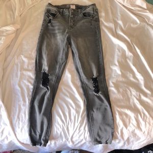 High rise, NOBO, charcoal, distressed, ripped in the knees, and skinny